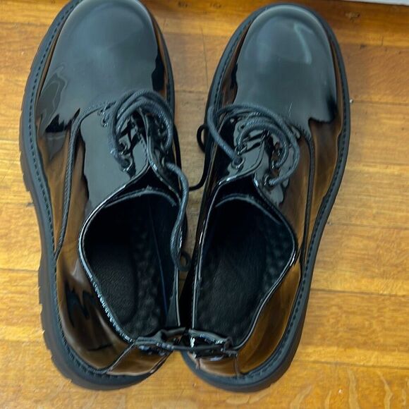 Chunky Black Patent Faux Leather Lace Up Loafers Platform New Size 39/8.5 - Picture 4 of 8